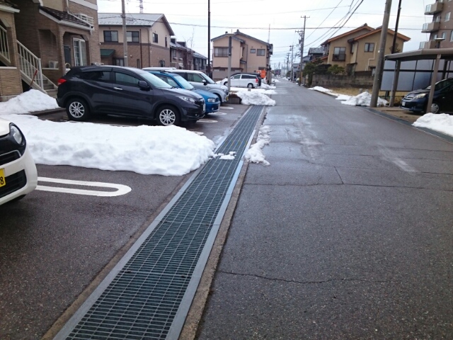 ジュアン雅 駐車場