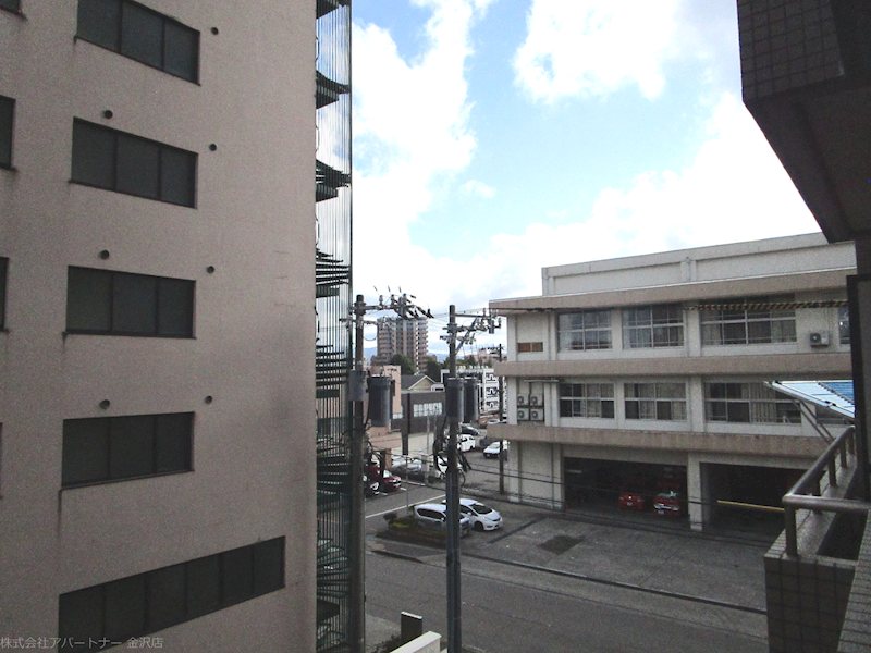 ドミール金沢駅西 眺望