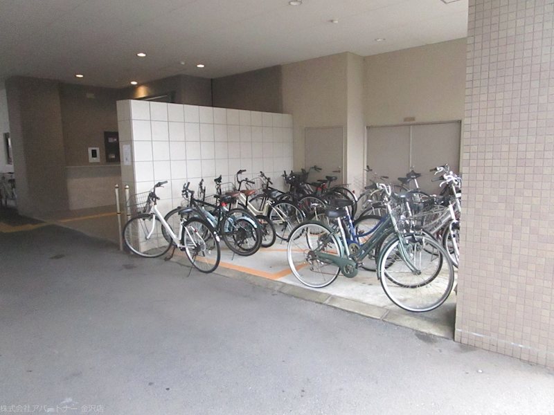 ドミール金沢駅西 その他設備