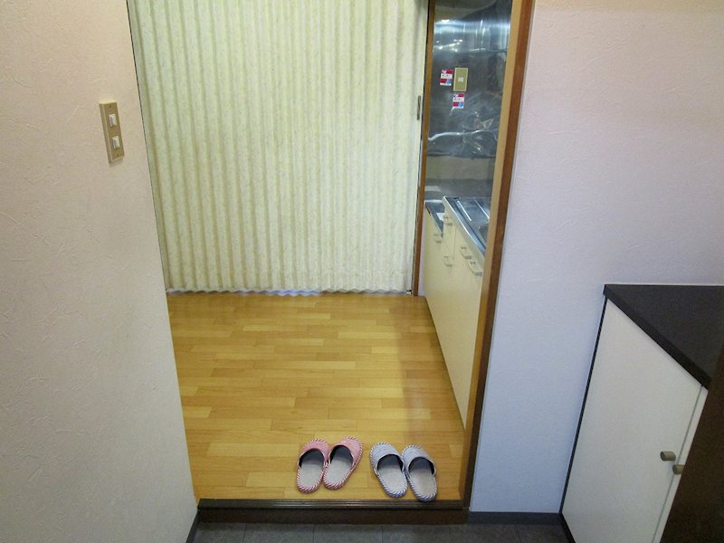 エース105 玄関