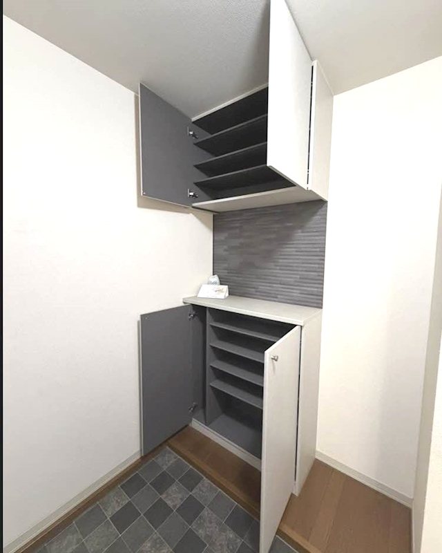 ディアス額新保 収納