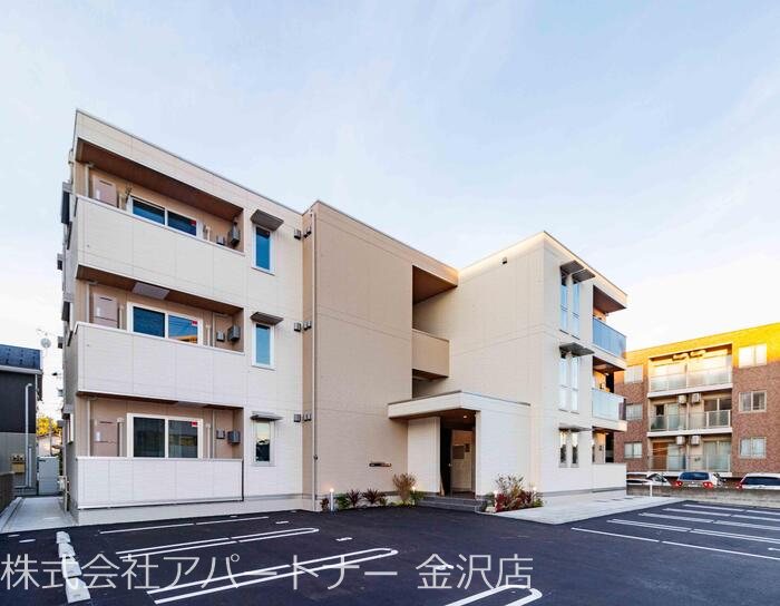 D-residence西念 駐車場