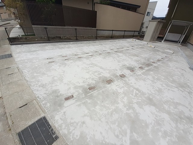 フライハイト・ラウムⅡ 駐車場