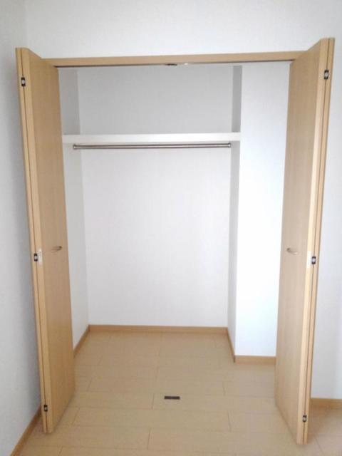 ボンマルシェ　Ⅱ 収納