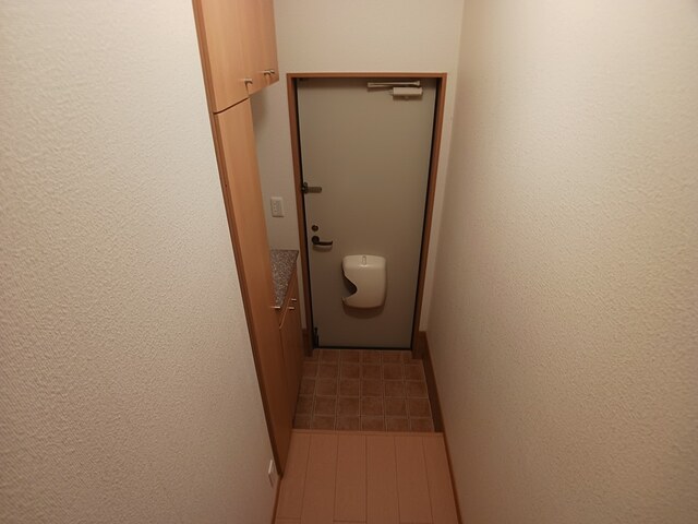 メープル城南 玄関