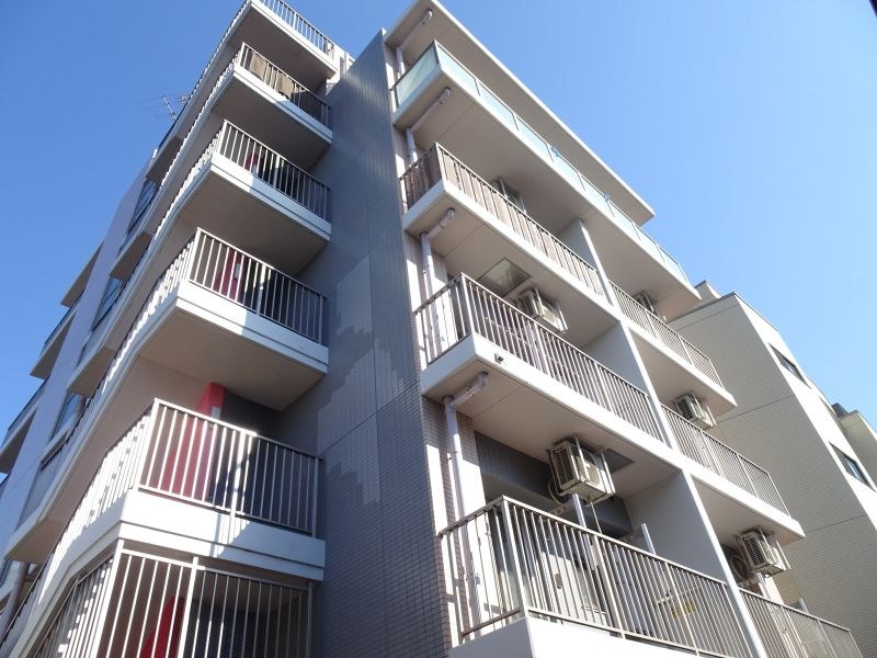 SATSUKI RESIDENCE（サツキレジデンス）  203号室 外観