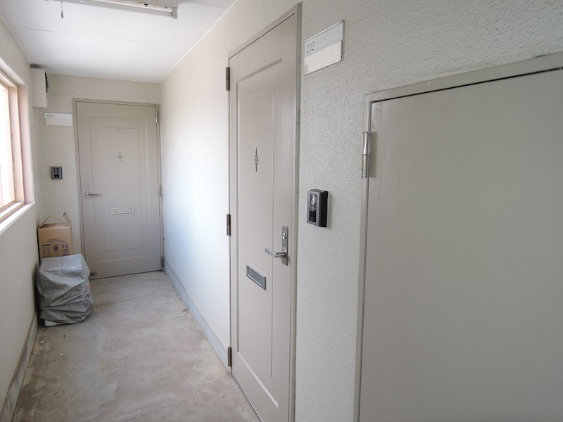 メゾン西山 玄関