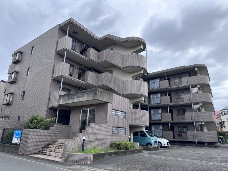 グランデ・サホダ 208号室 外観