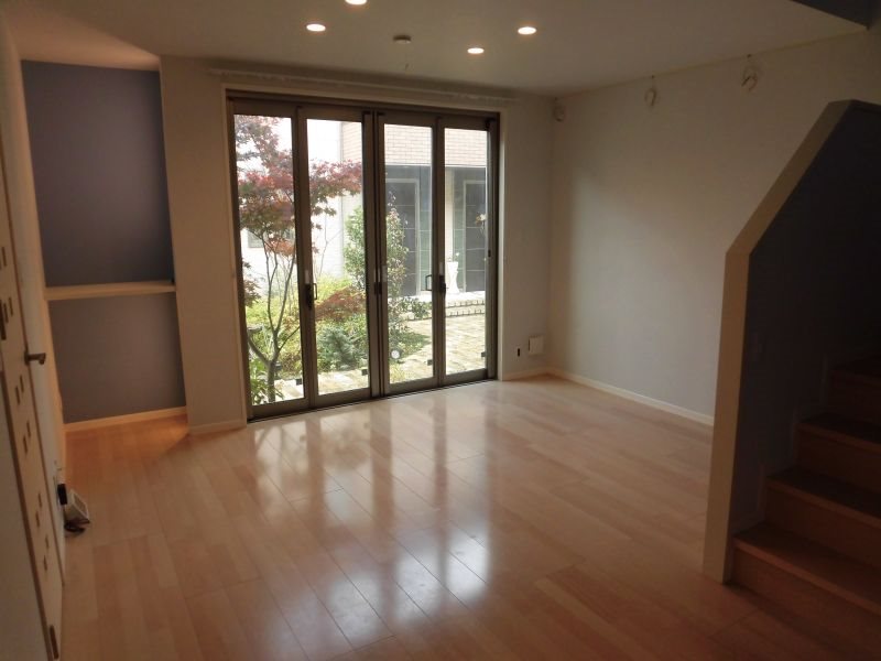 リンジュドゥプリム リビング