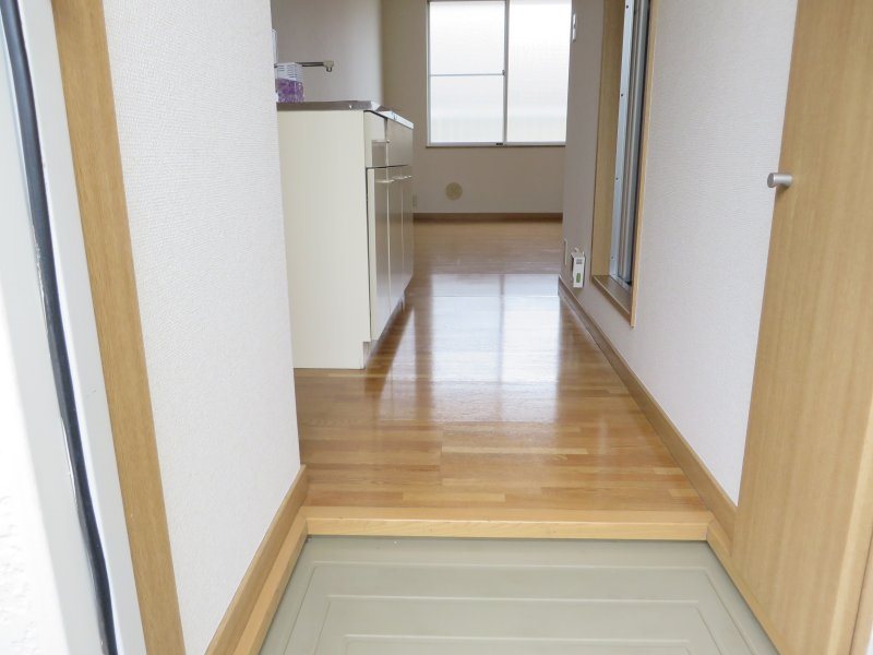 サンワードヨシザワ 玄関