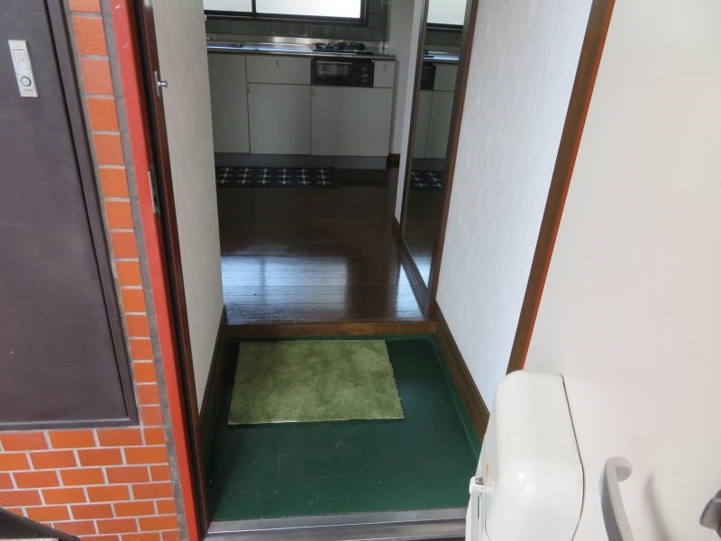 グリーンハイツ黒川  玄関