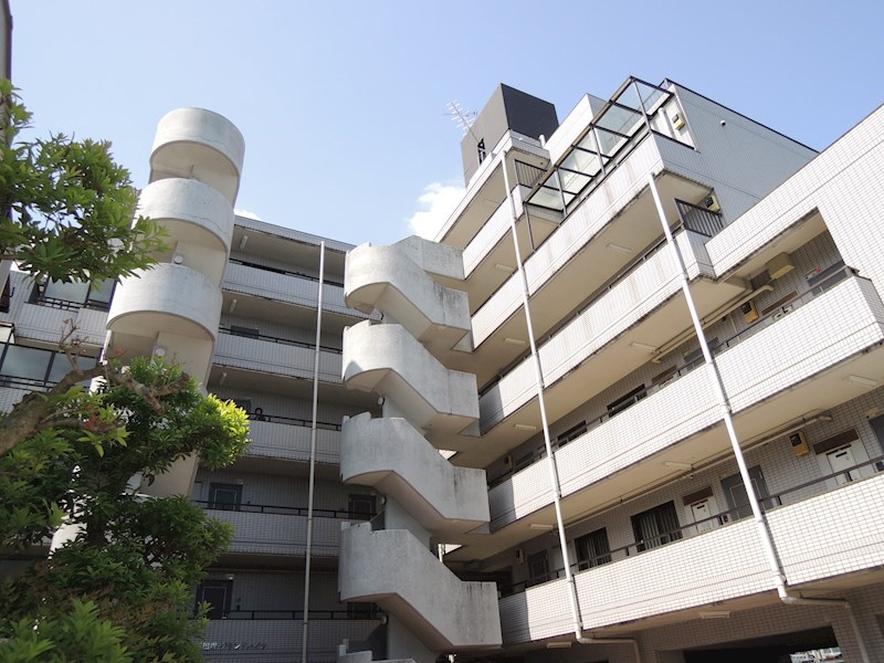 稲田堤グランドハイツ 402号室 外観