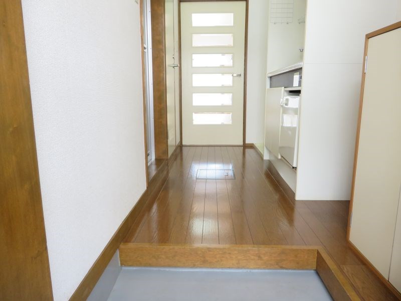 レジデンス向ヶ丘  玄関