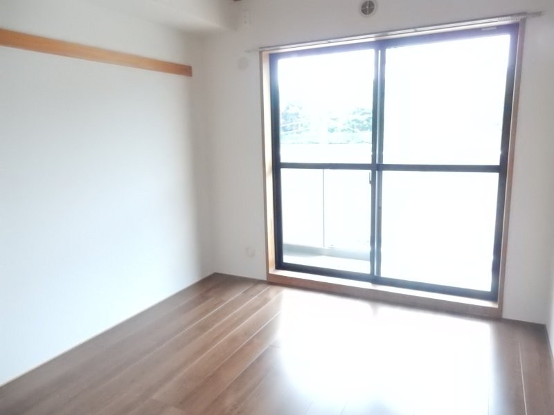 イルテット栗谷  ベッドルーム