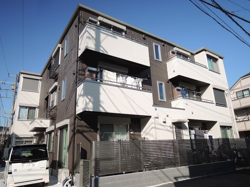グローリアス　外観