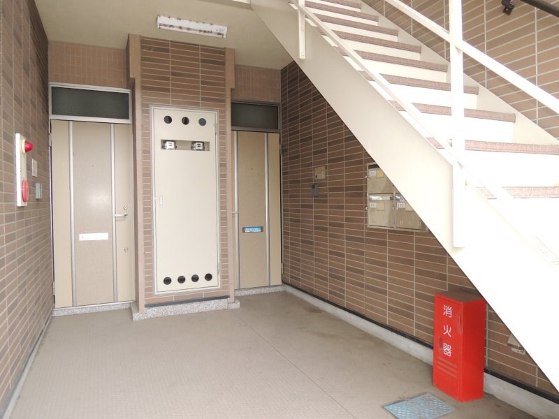 リバーサイドエリシオン 玄関