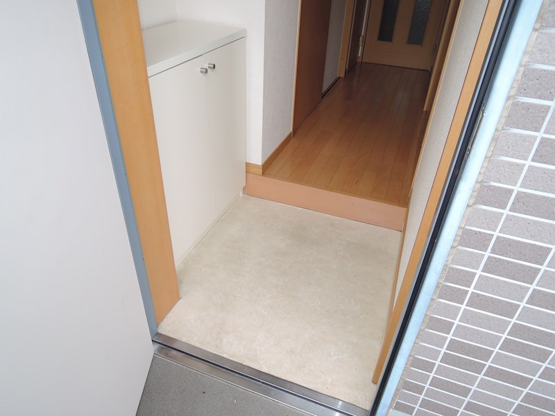 フェルミエマンション 玄関