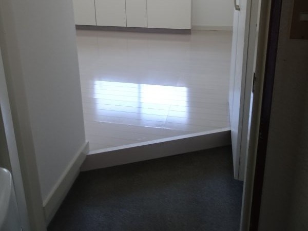 グリーンライフ登戸 玄関