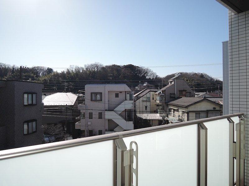 ガーデンビィラ六番館 ベランダ