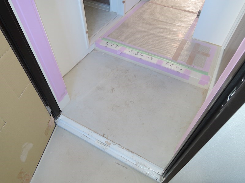 ガーデンビィラ六番館 玄関