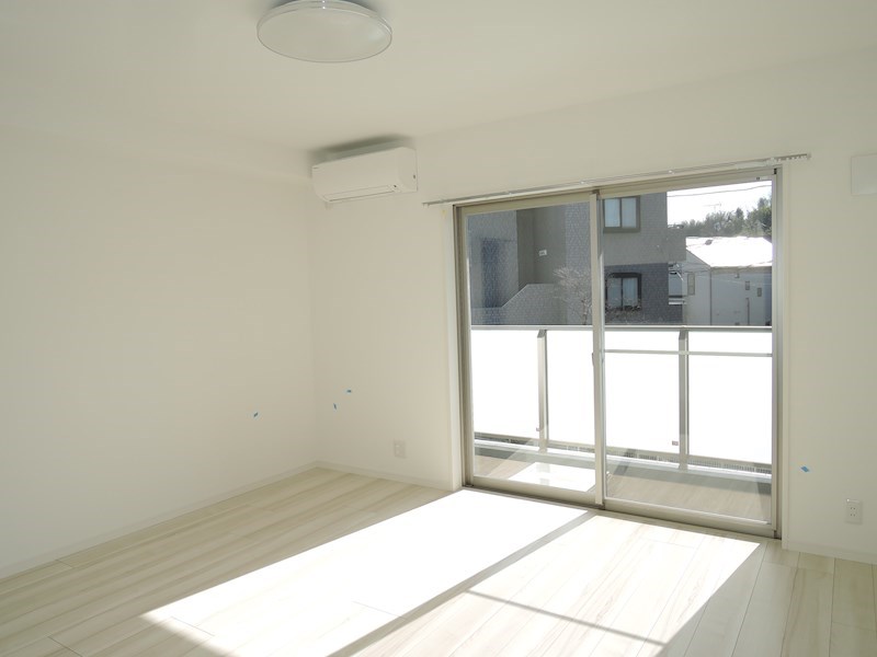 ガーデンビィラ六番館 リビング