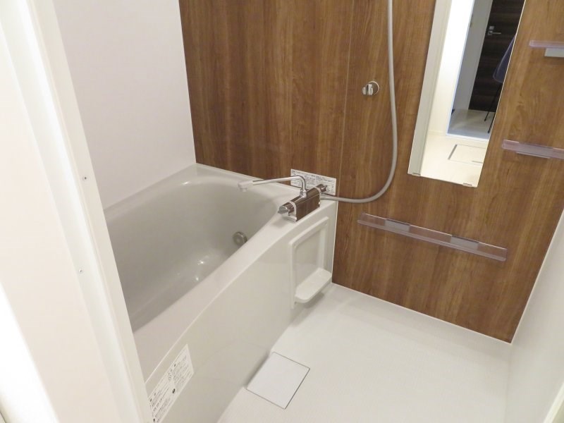 SYハイアII 風呂画像