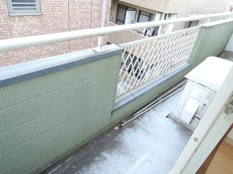 メゾンドシャルマン ベランダ