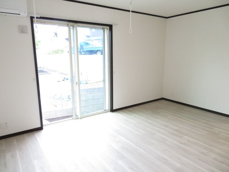 ラウレア その他13