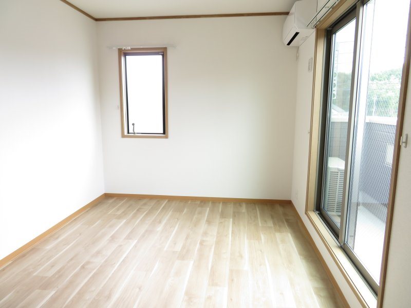 ラウレア その他30