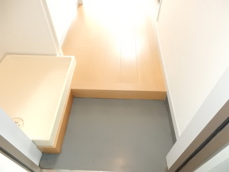 グランドゥール登戸 玄関