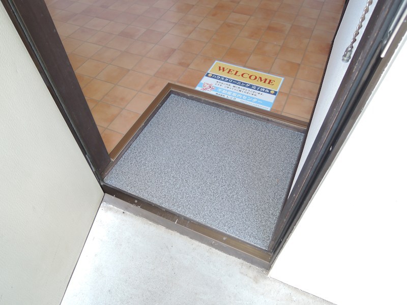 メゾン・リコウ 玄関