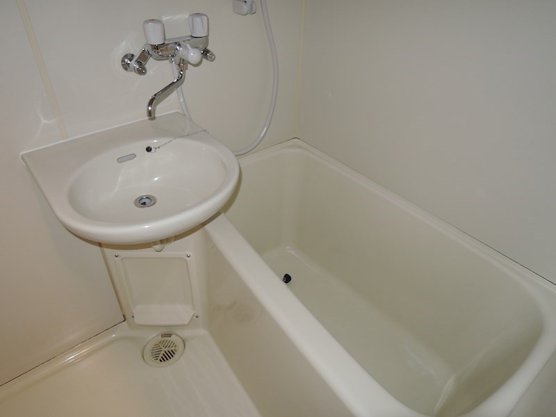 シャトレー・ラ・ドゥー 風呂画像