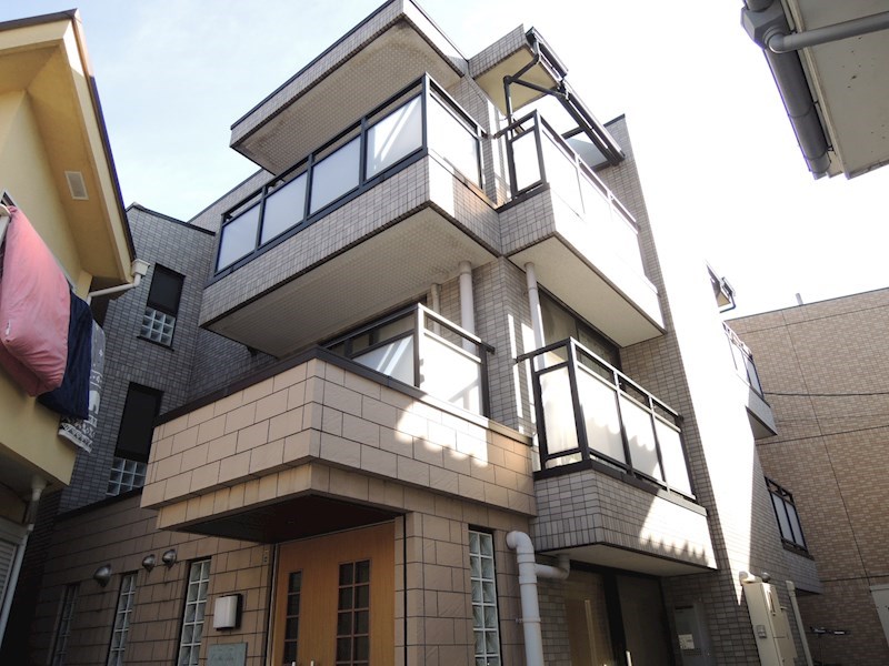 Castle　Sky･E 102号室 外観