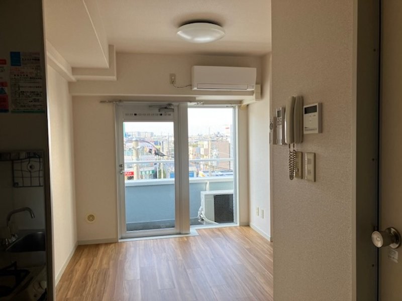 グランドゥール登戸 リビング