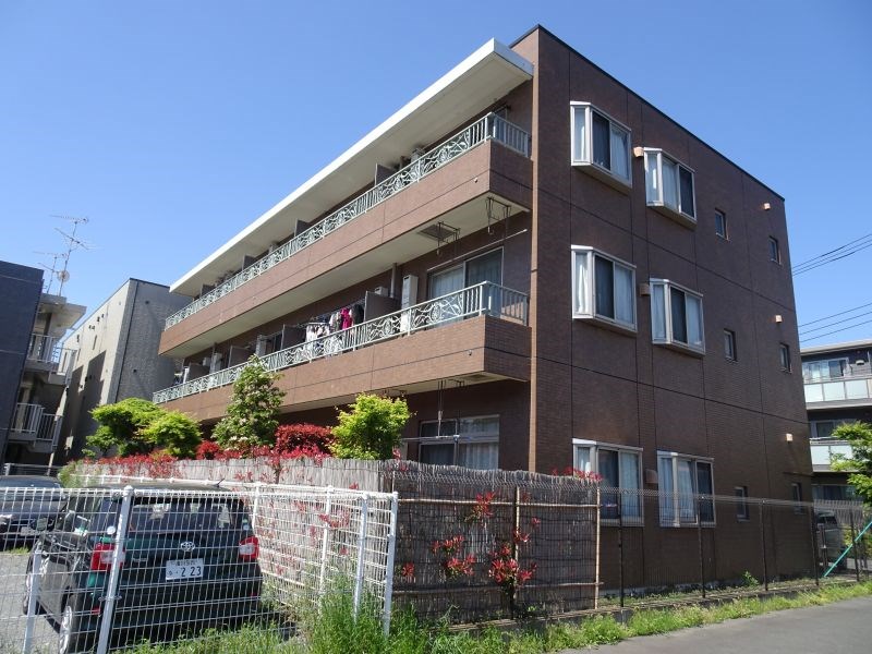 LA･FONTAINE～ラ・フォンテーヌ～  303号室 外観