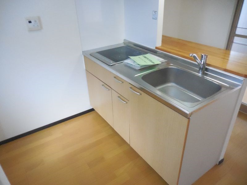 フォーレストハイツ キッチン