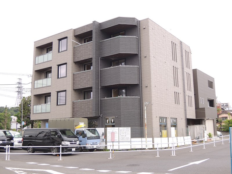 シャーメゾンシリウス 203号室 外観