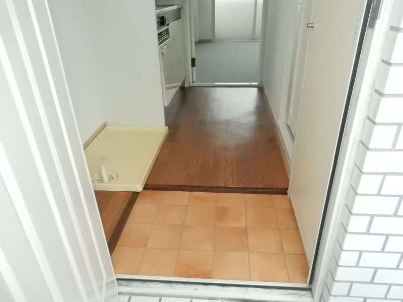 シャトーブラン 玄関