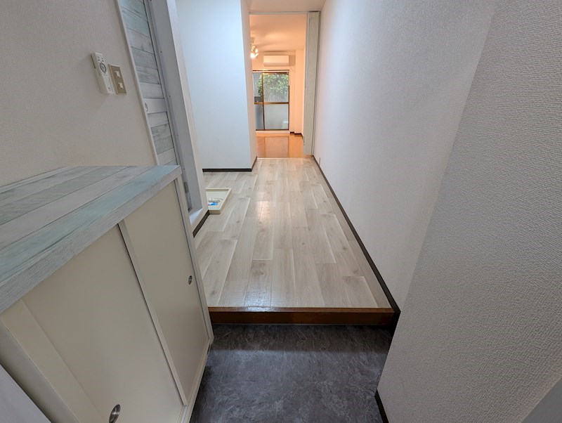 ヤマザキマンション  玄関