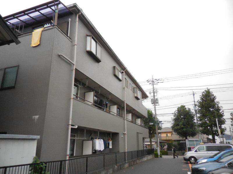 ファミール鈴木 301号室 外観