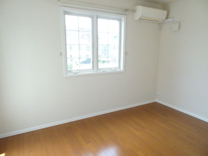 Mill creek N2 1号棟 ベッドルーム