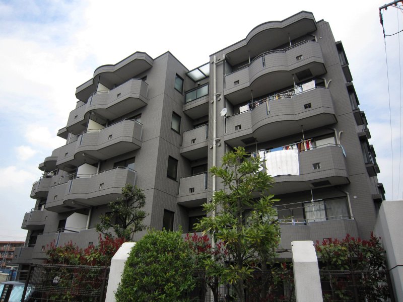 ピュアグレース 203号室 外観