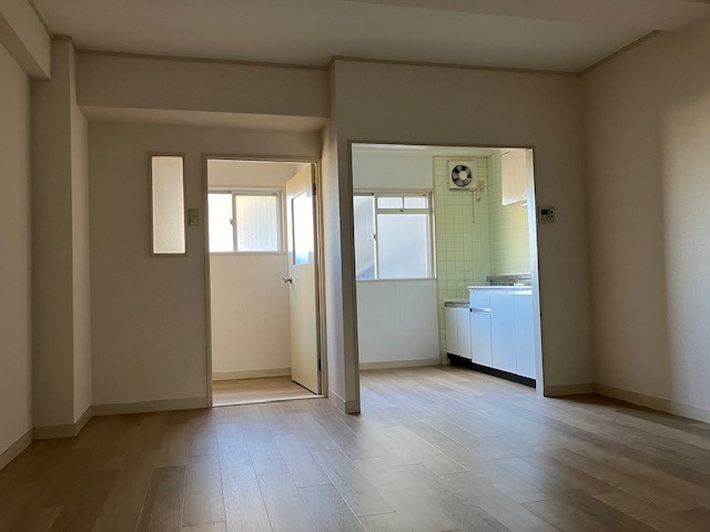 メゾン寺尾台 リビング