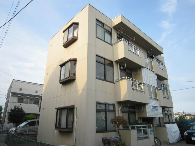 ラフォーレ稲城  302号室 外観