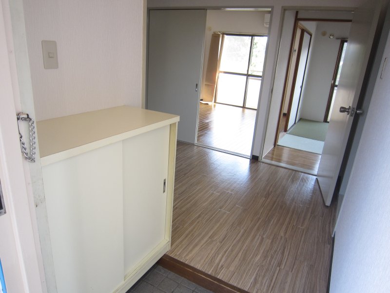 カーサフルヤ 玄関