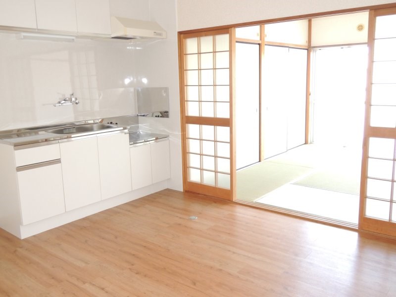 フラワーマンション  リビング