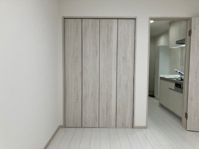 桃の木 ベッドルーム