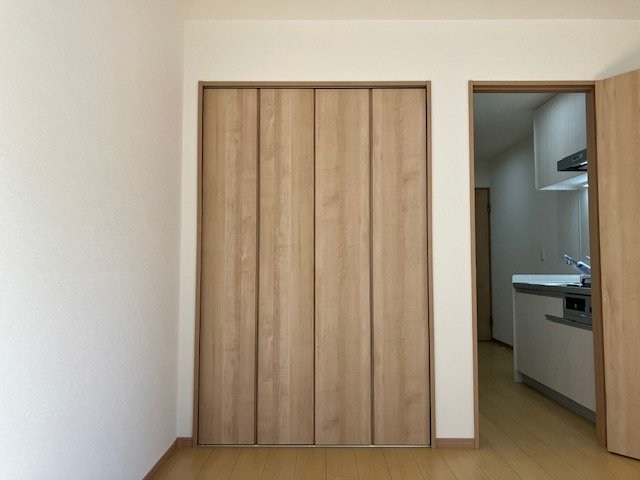 桃の木 ベッドルーム