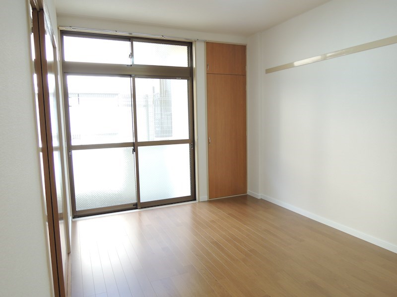 カトレヤマンション ベッドルーム