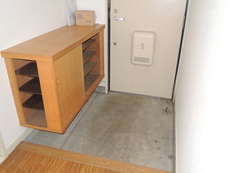 フラワーマンション 玄関